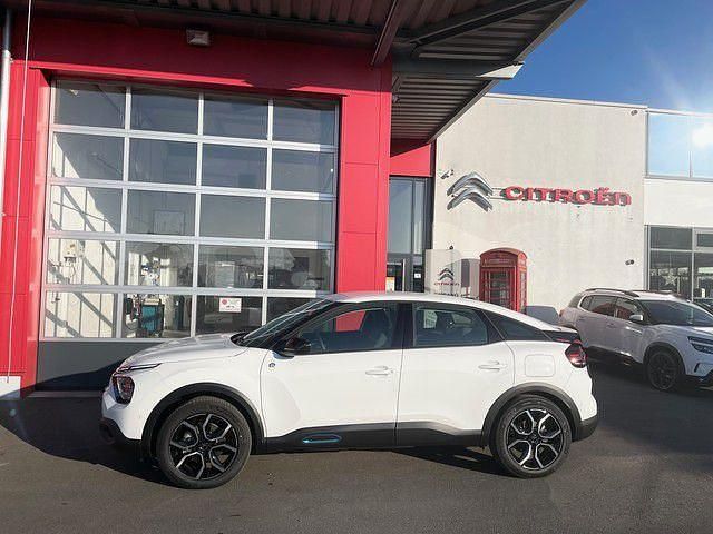 Polarweiß Gebraucht 2023 Citroën e-C4 Feel Limousine | 29.999 € - Bild 1/4