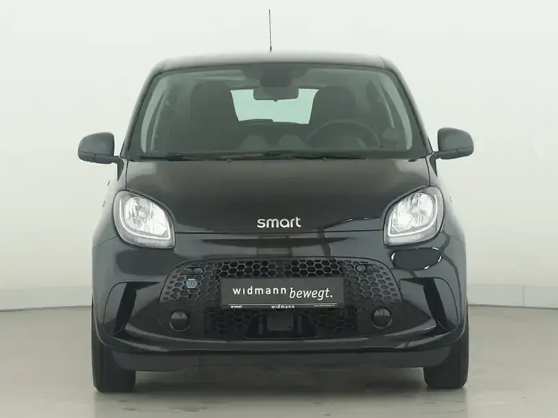 Usata Smart ForFour Electric Drive 60 kW (82 CV) 2022 Nero Berlina