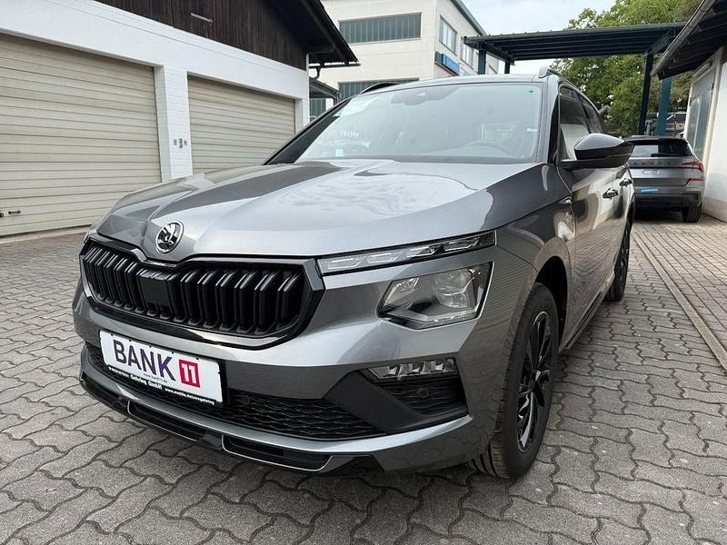 Grau Neu 2025 Skoda Kamiq Monte Carlo SUV | 27.590 € (Fairer Preis) - Bild 1/4