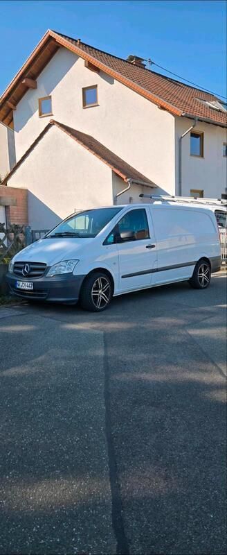 Weiß Gebraucht 2014 Mercedes Vito Van / Kleinbus | 6.300 € - Bild 1/4