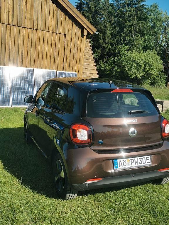 Braun Gebraucht 2018 Smart ForFour Electric Drive Limousine | 7.500 € (Fairer Preis) - Bild 1/4