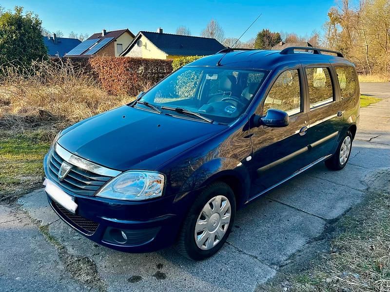 Gebraucht Dacia Logan MCV 105 PS (77 kW) 2012 Blau Kombi