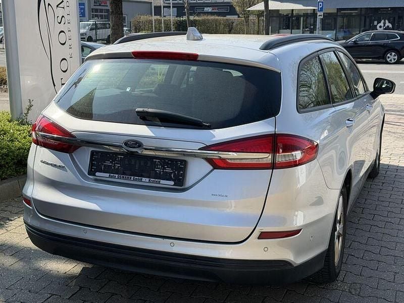Gebraucht Ford Mondeo Trend 150 PS (110 kW) 2021 Silber Kombi
