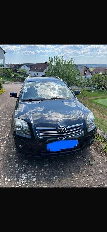 Schwarz Gebraucht 2007 Toyota Avensis Kombi | 1.500 € (Superpreis) - Bild 1/4