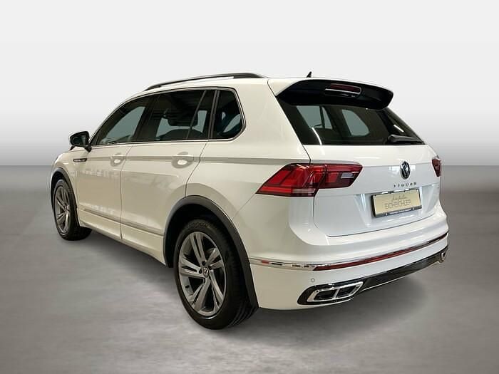 Gebraucht VW Tiguan R-line 150 PS (110 kW) 2024 Pure white SUV