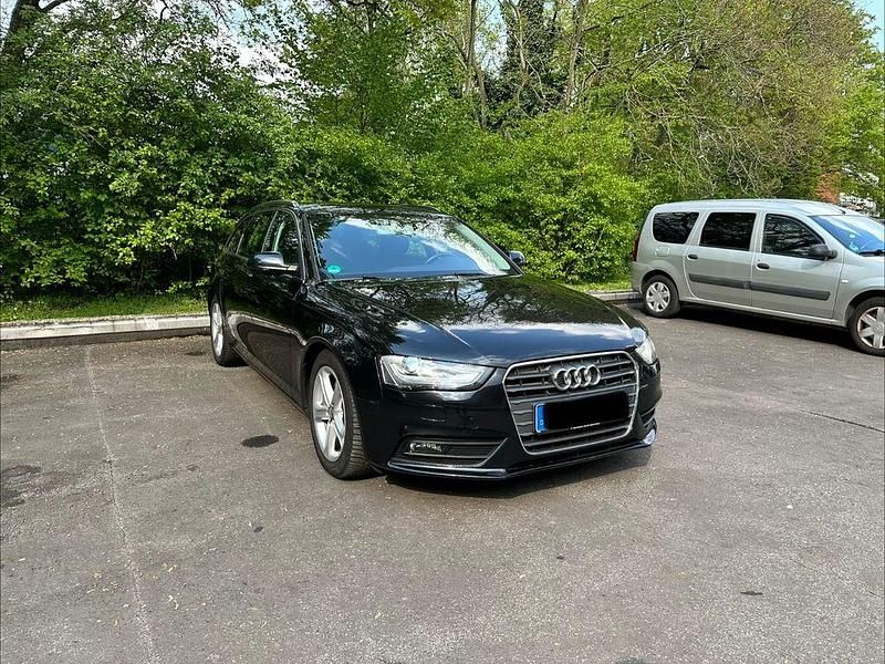 Gebraucht Audi A4 Ambiente 170 PS (125 kW) 2012 Schwarz Kombi