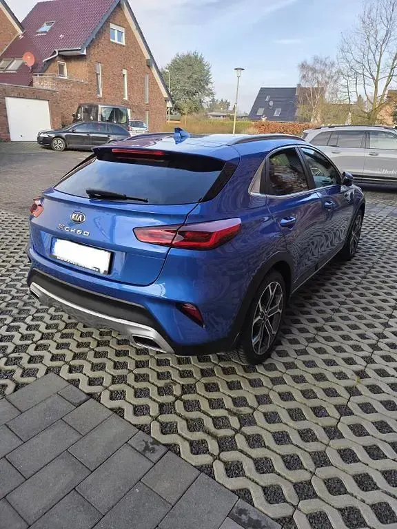 Gebraucht Kia XCeed Vision 140 PS (102 kW) 2020 Blau SUV