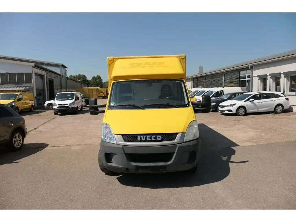 Gebraucht Iveco Daily 106 PS (77 kW) 2011 Gelb Van