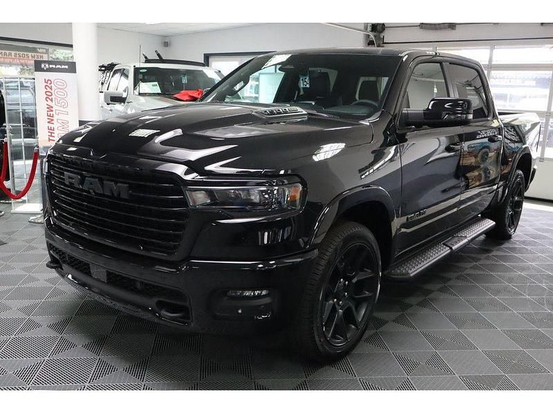 Neu Dodge Ram 419 PS (308 kW) 2025 Diamond black Pickup