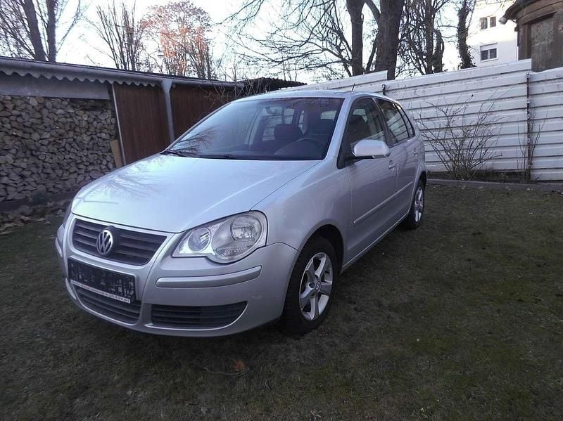 Gebraucht VW Polo Comfortline 80 PS (58 kW) 2009 Reflexsilber Kleinwagen