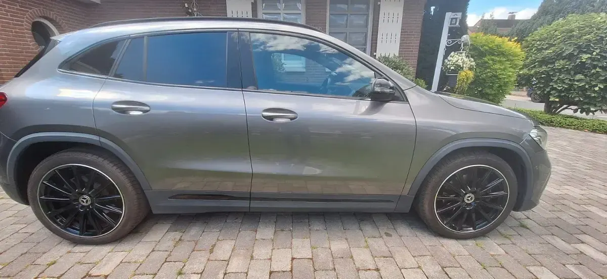 Gebraucht Mercedes GLA220 AMG line 190 PS (139 kW) 2022 Grau SUV