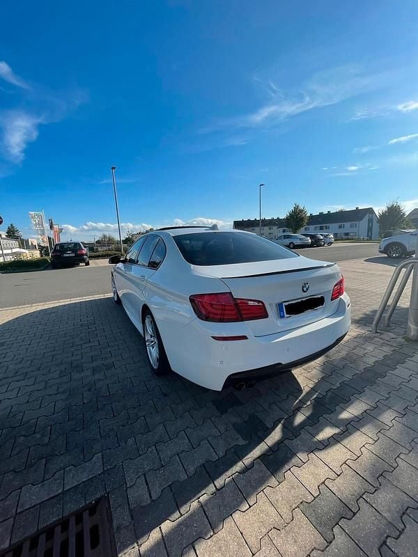 Gebraucht BMW 520 M Sport 184 PS (135 kW) 2013 Weiß Limousine