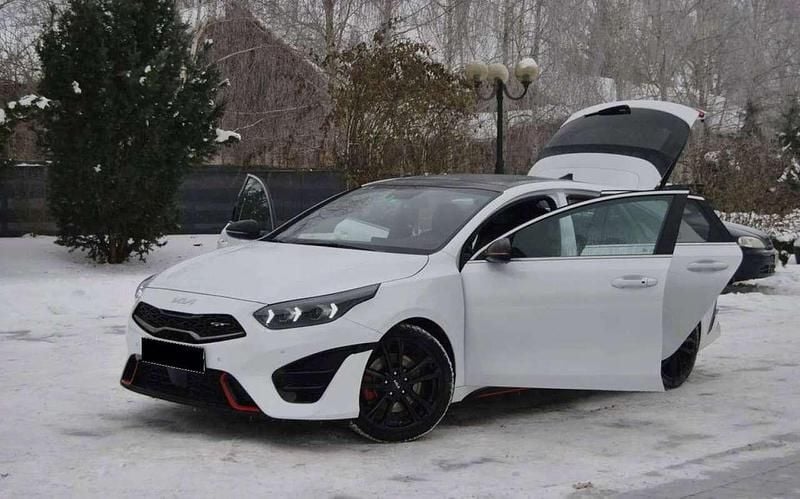 Używany Kia ProCeed GT-Line 159 KM (116 kW) 2022 Biały Kombi