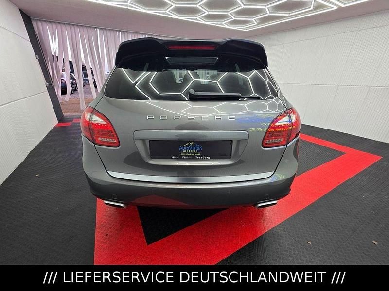 Second-hand Porsche Cayenne 245 CP (180 kW) 2012 Gri SUV