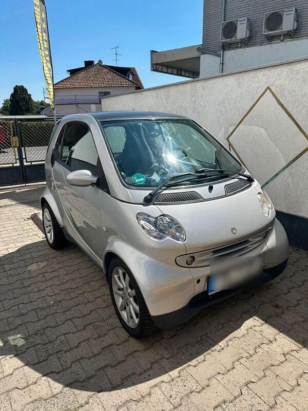 Grau Gebraucht 2006 Smart ForTwo Coupé Coupé | 3.500 € (Etwas zu teuer) - Bild 1/4