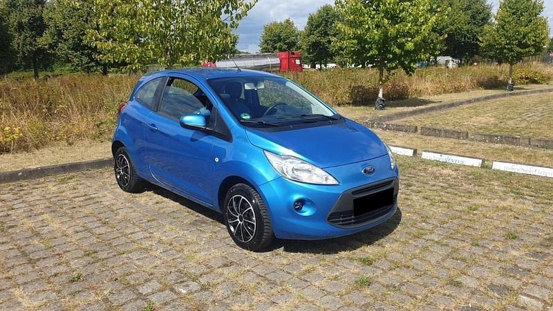 Blau Gebraucht 2015 Ford Ka Kleinwagen | 2.990 € (Guter Preis) - Bild 1/4
