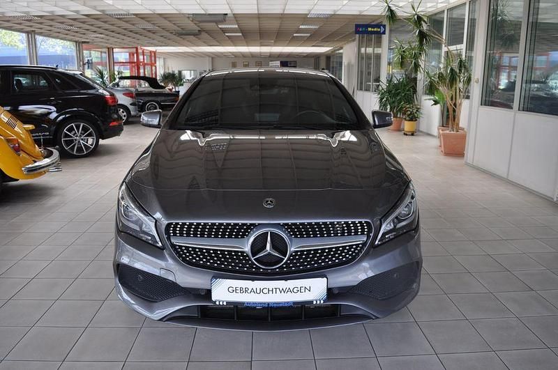 Gebraucht Mercedes CLA250 AMG line 211 PS (155 kW) 2018 Grau Limousine