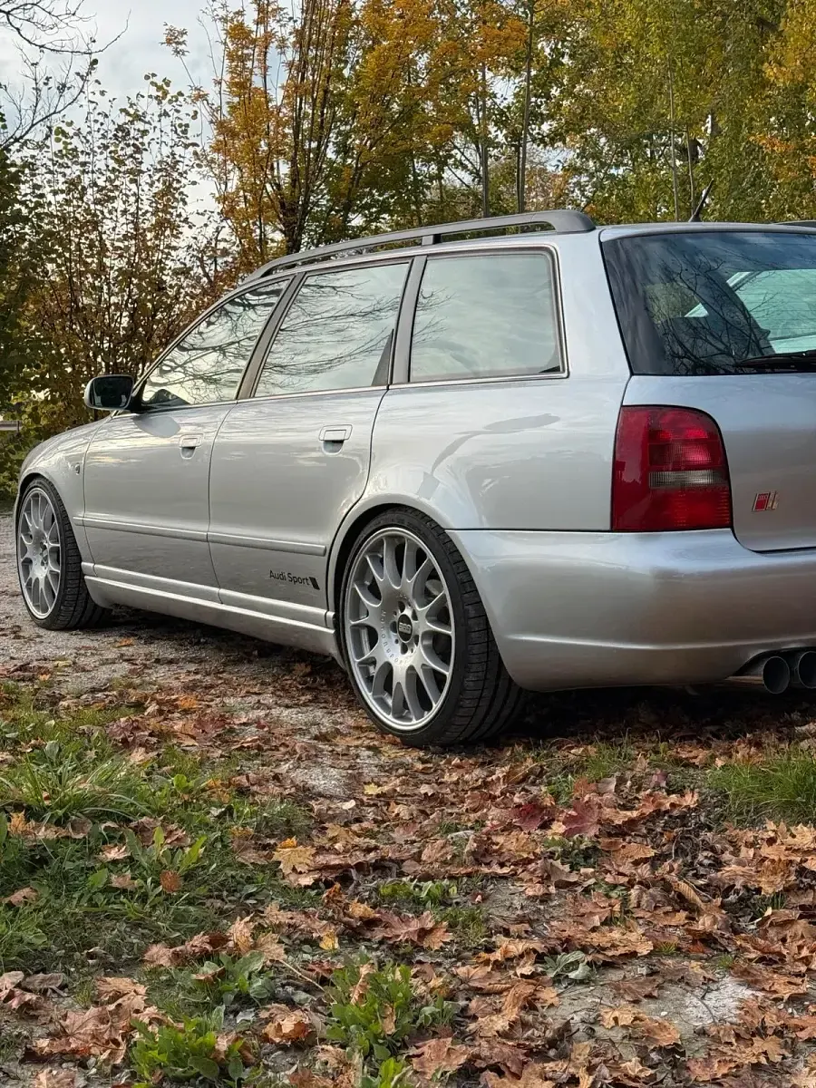 Używany Audi S4 310 KM (228 kW) 1998 Srebrny Kombi
