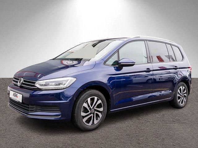 Gebraucht VW Touran Active 150 PS (110 kW) 2022 Atlantik blue metallic Van / Kleinbus