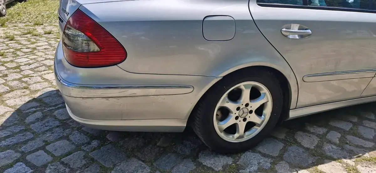 Używany Mercedes E280 190 KM (139 kW) 2008 Sedan/Limuzyna