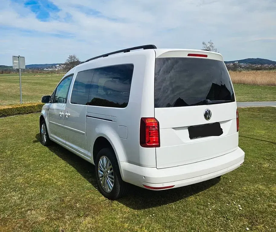 Usata VW Caddy 150 CV (110 kW) 2017 Bianco Monovolume