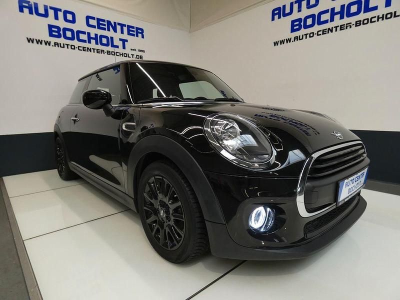 Second-hand Mini ONE 102 CP (75 kW) 2019 Negru Hatchback