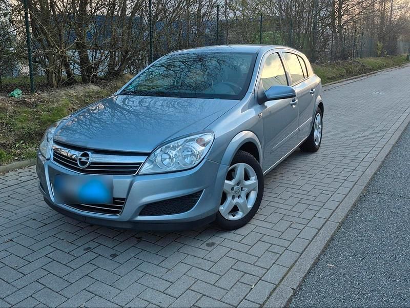 Gebraucht Opel Astra 90 PS (66 kW) 2008 Grau Limousine