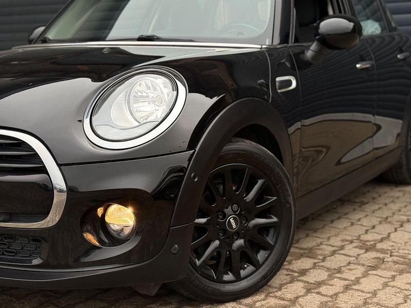 Gebraucht Mini Cooper 136 PS (100 kW) 2016 Schwarz Kleinwagen