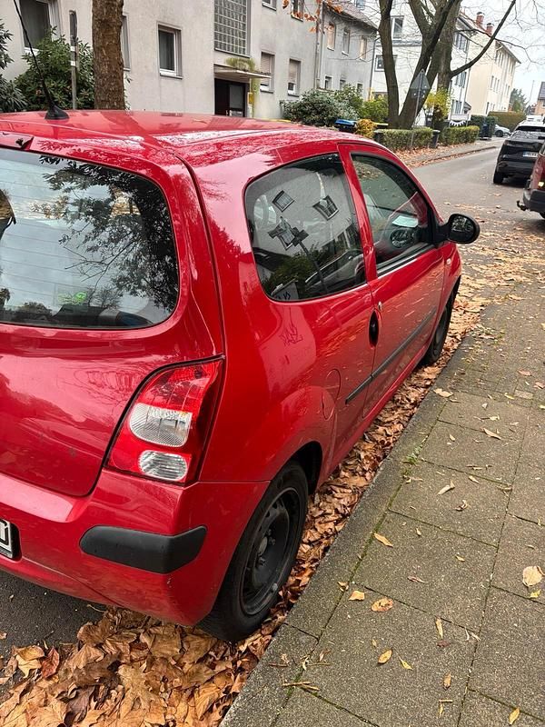 Gebraucht Renault Twingo 60 PS (44 kW) 2009 Rot Kleinwagen