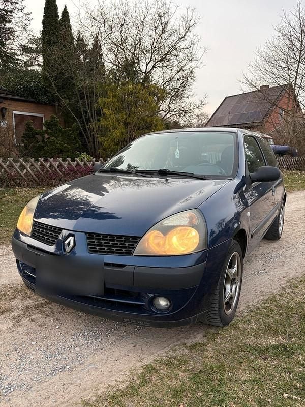 Gebraucht Renault Clio II 65 PS (47 kW) 2004 Blau Kleinwagen
