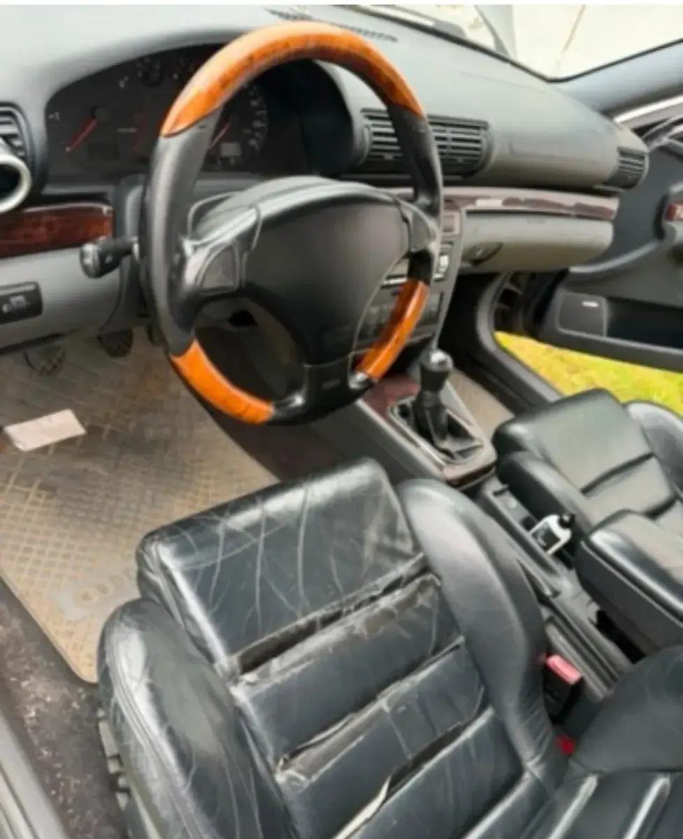 Gebraucht Audi A4 116 PS (85 kW) 2000 Limousine