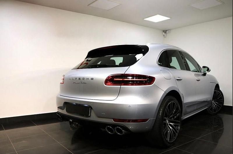 Gebraucht Porsche Macan Turbo Performance Package 441 PS (324 kW) 2016 Silber SUV