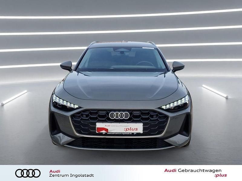 Gebraucht Audi A5 Comfort 204 PS (150 kW) 2025 Chronosgrau metallic Kombi