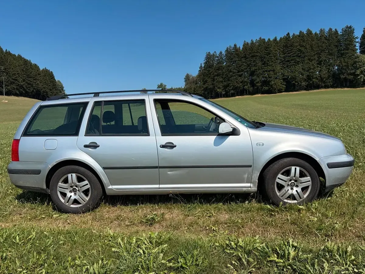Gebraucht VW Golf IV 101 PS (74 kW) 2000 Silber Kombi