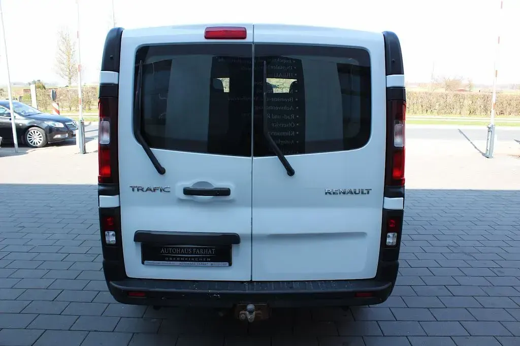 Gebraucht Renault Trafic Komfort 120 PS (88 kW) 2019 Weiß Van / Kleinbus