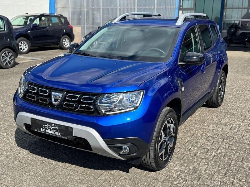 Gebraucht Dacia Duster Celebration 116 PS (85 kW) 2021 Blau SUV
