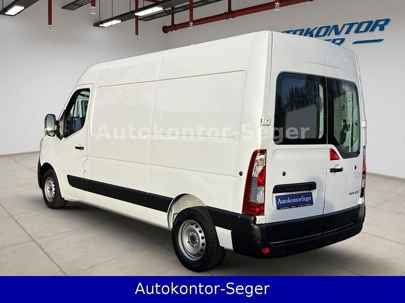 Gebraucht Renault Master 135 PS (99 kW) 2021 Weiß Van / Kleinbus