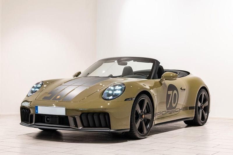 Neu Porsche 992 485 PS (356 kW) 2025 Gold Cabrio