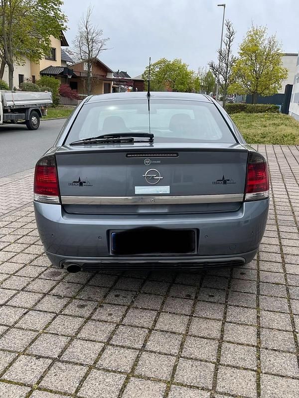 Gebraucht Opel Vectra 146 PS (107 kW) 2002 Grau Limousine