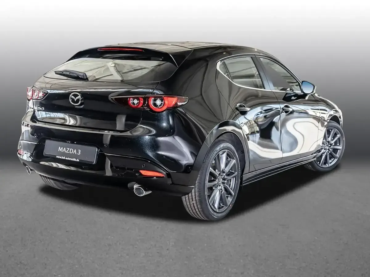 Gebraucht Mazda 3 Center-Line 140 PS (102 kW) 2026 Jet black Limousine