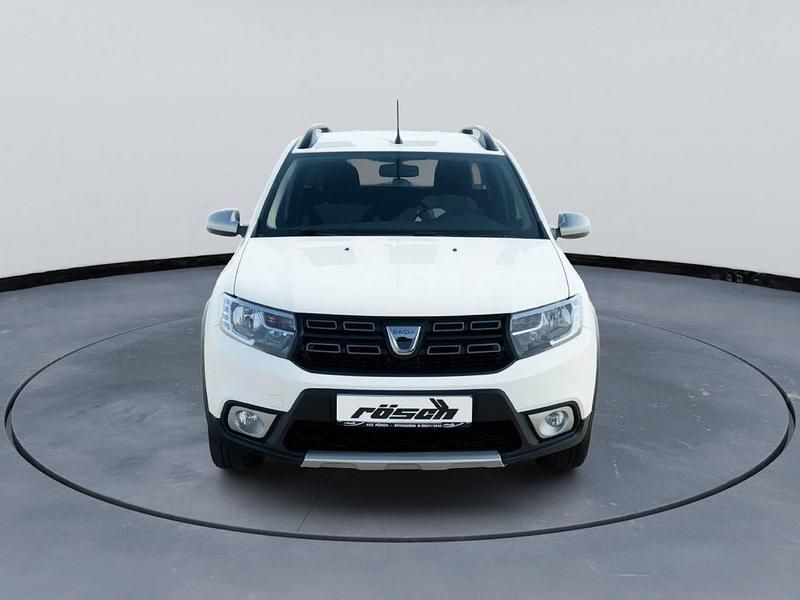 Gebraucht Dacia Logan MCV Stepway 90 PS (66 kW) 2019 Weiß Kombi