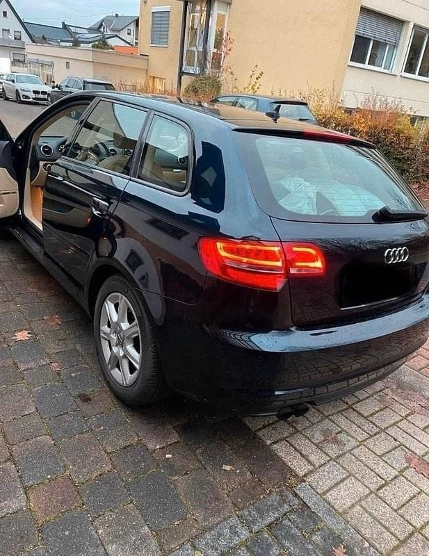 Gebraucht Audi A3 160 PS (117 kW) 2010 Schwarz Kleinwagen