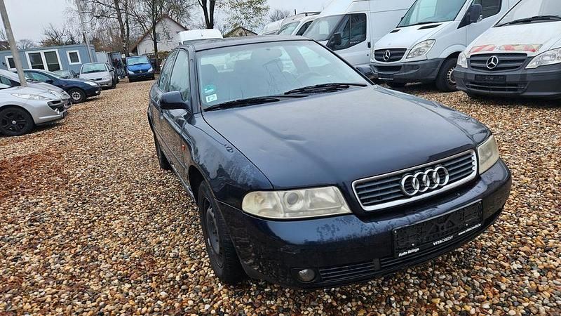 Gebraucht Audi A4 75 PS (55 kW) 2000 Blau Limousine