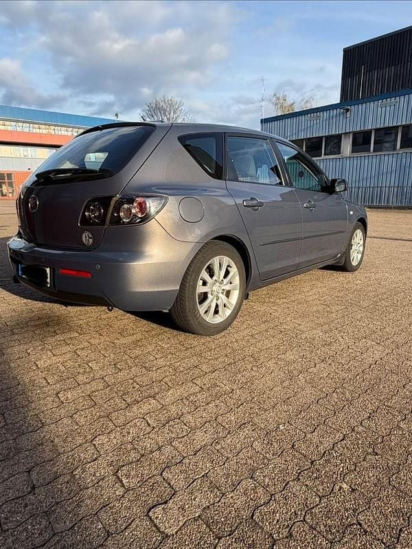 Gebraucht Mazda 3 105 PS (77 kW) 2008 Grau Kleinwagen