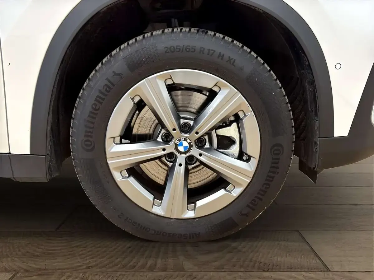 Gebraucht BMW X1 170 PS (125 kW) 2025 Weiß SUV