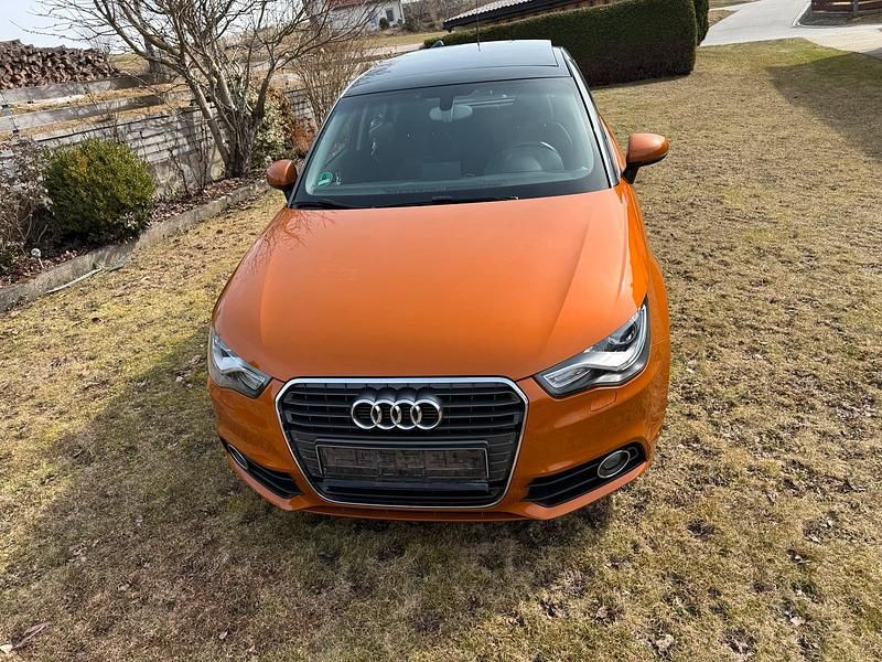 Gebraucht Audi A1 122 PS (89 kW) 2012 Orange Kleinwagen