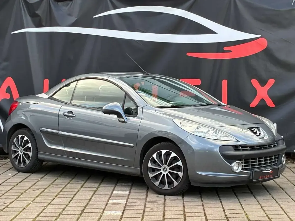 Gebraucht Peugeot 207 Sport 120 PS (88 kW) 2009 Lack grau Cabrio