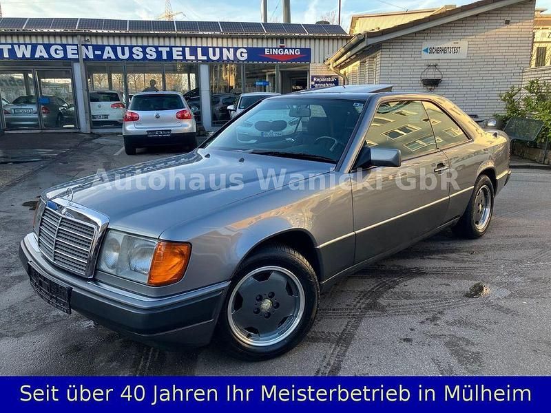 Gebraucht Mercedes 230 132 PS (97 kW) 1989 Grau Coupé