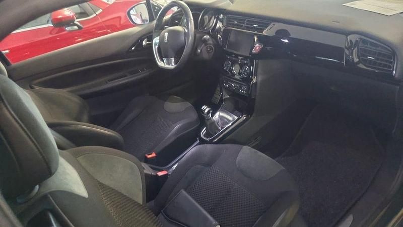 Gebraucht Citroën DS3 So Chic 120 PS (88 kW) 2014 Grau Cabrio