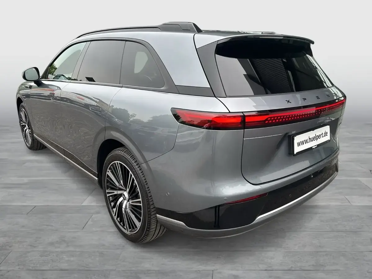 Neu XPENG G9 AWD Performance 2026 Graphite grey SUV